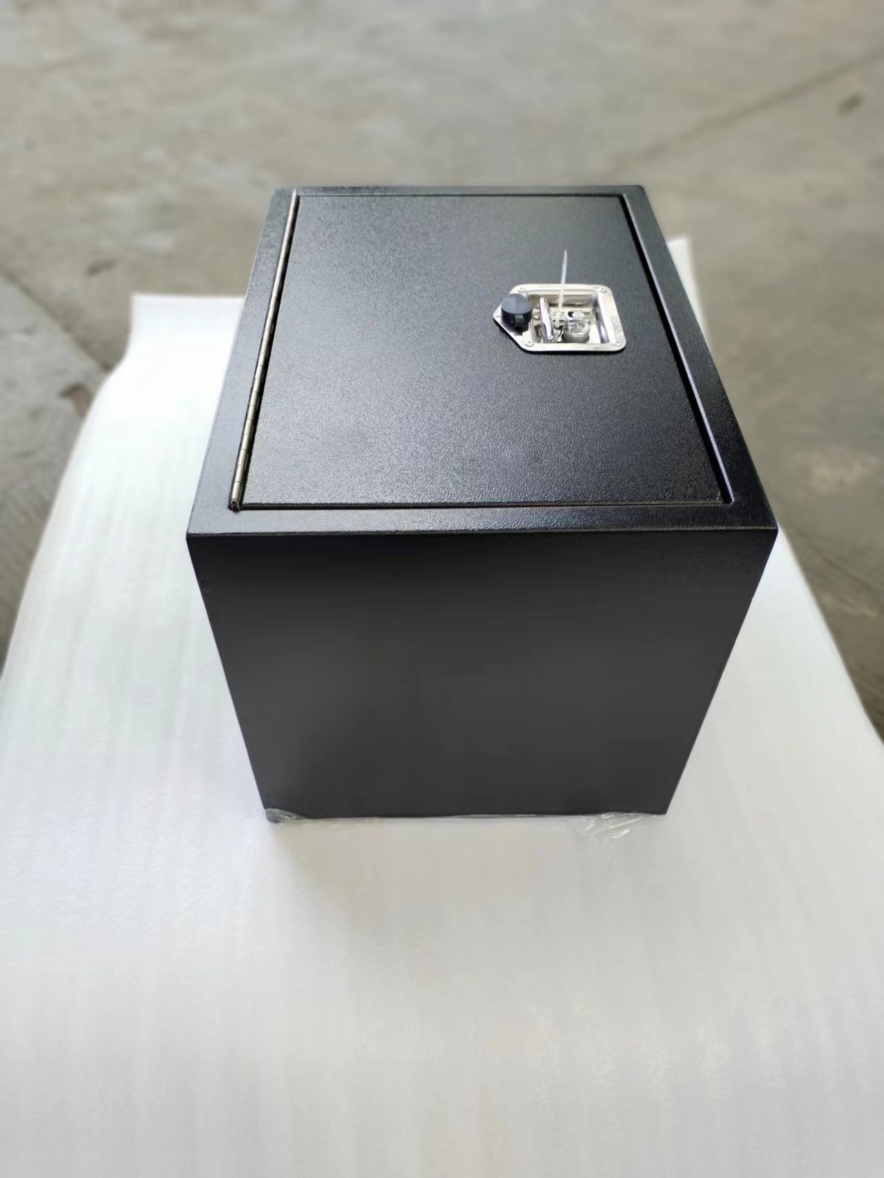 customed square iron toolbox customed square iron toolbox